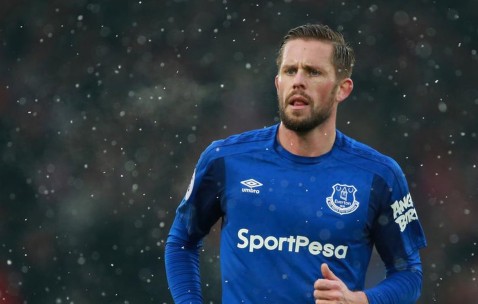 世界杯热门赛事-北美主场优势助晋级，主帅排兵布阵成关键